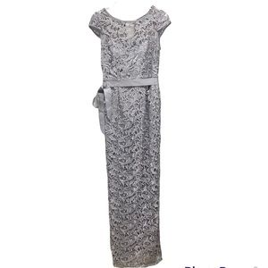 Elegant Lace Evening Gown in Silver